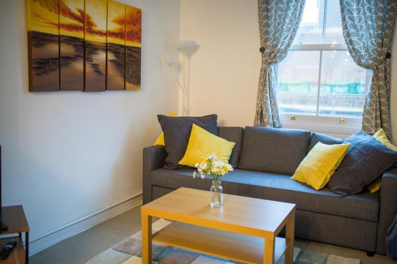 Exclusive Offers L Last-Minute Specials L Parking Free L Double Bed House L Uk L Gaming Room L Komfy 3 Bedroom Cottage With Riverview L Perfect For Short Or Long Stays Reading Luaran gambar